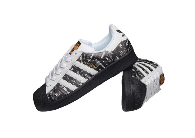 נעלי אדידס-ADIDAS Stan Smith - Black-Logo Print & Gold Logo – תמונה 11