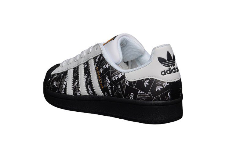 נעלי אדידס-ADIDAS Stan Smith - Black-Logo Print & Gold Logo – תמונה 12
