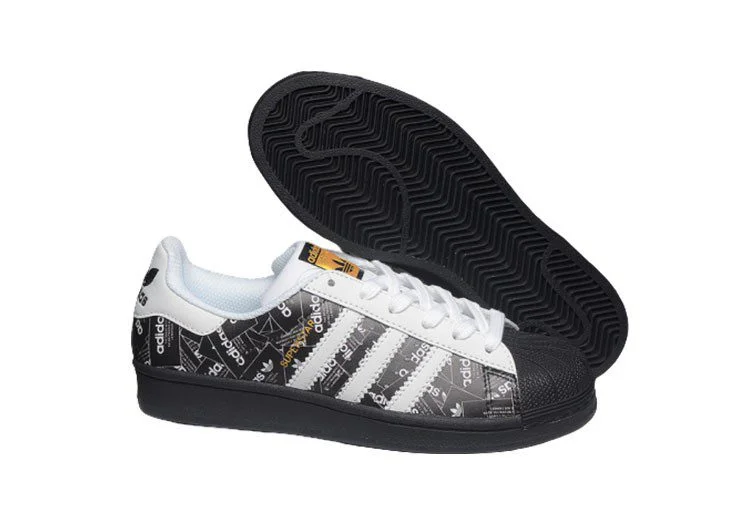 נעלי אדידס-ADIDAS Stan Smith - Black-Logo Print & Gold Logo – תמונה 8
