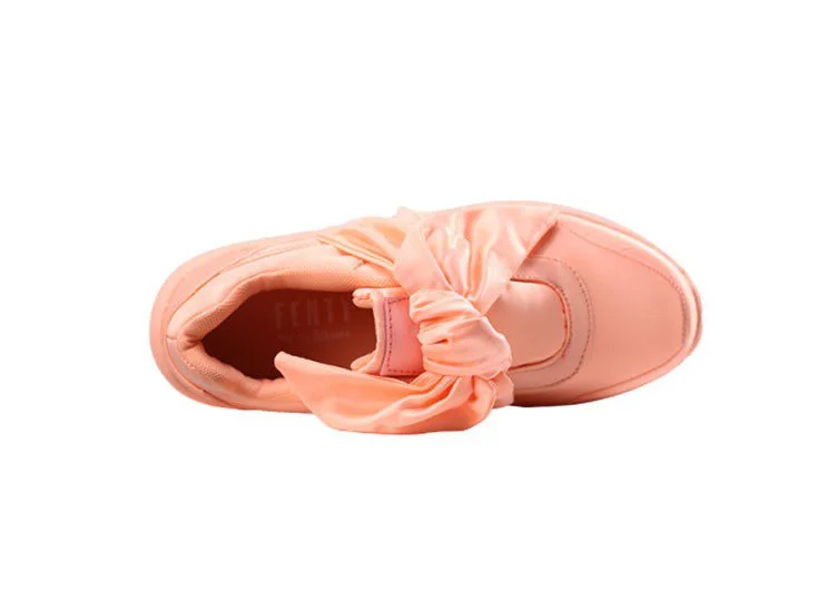 נעלי פומה- PUMA rihanna bow rubbon silk cherry blossom pink -Apricot – תמונה 7