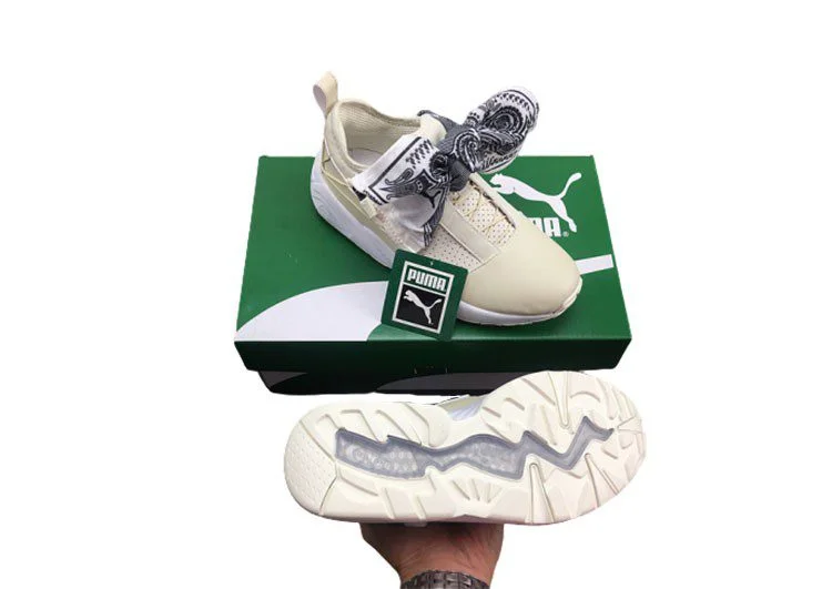 נעלי פומה- Puma color matching stars Chrome White – תמונה 14
