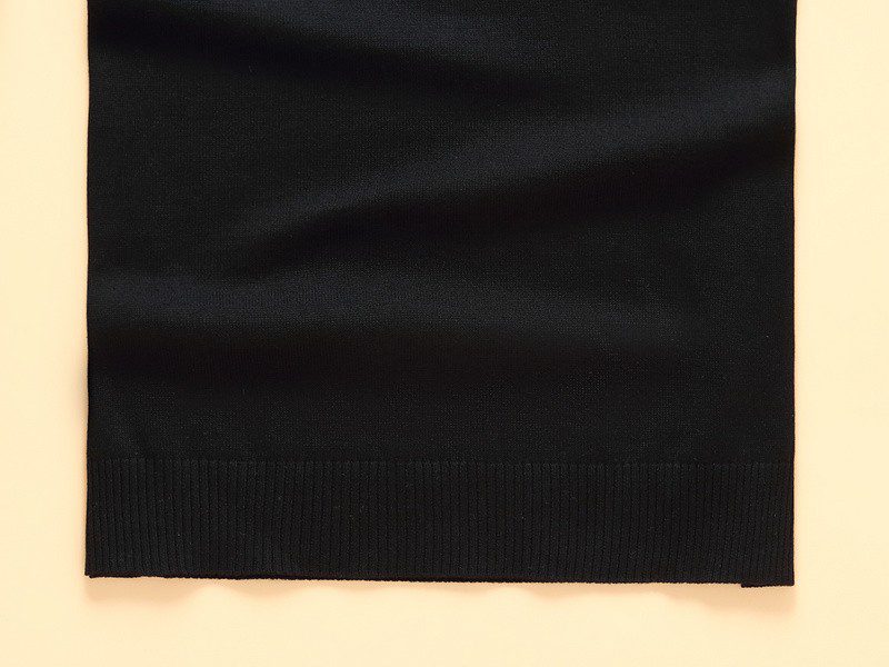 טומי הילפיגר-TOMMY TSHIRT MEN'S LONG V - Black – תמונה 12