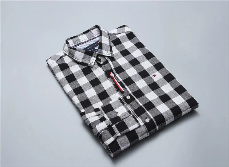 טומי הילפיגר-TOMMY BUTTON MEN'S- BLACK & WHITE – תמונה 3