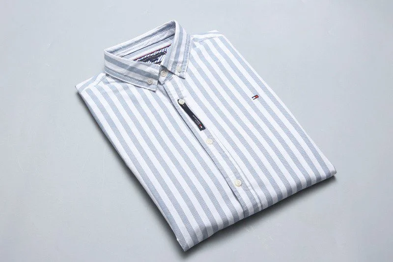 טומי הילפיגר-TOMMY BUTTON MEN'S- Spindle & White – תמונה 3