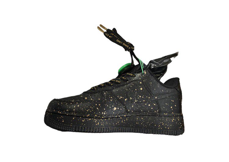 נעלי נייק -Nike Air Force 1 Low BOKARA GREY-GOLDEN GLOW – תמונה 3