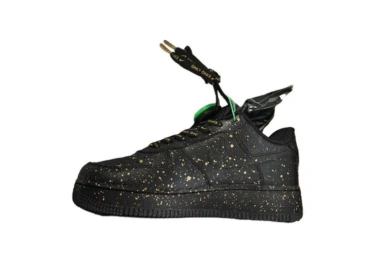 נעלי נייק -Nike Air Force 1 Low BOKARA GREY-GOLDEN GLOW – תמונה 3