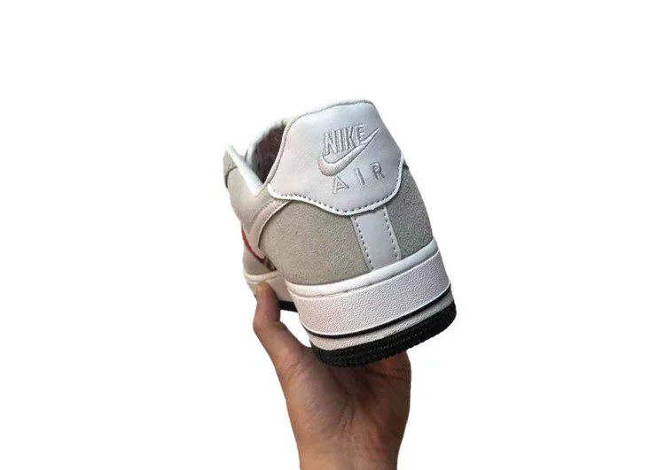 נעלי נייק -Nike Air Force 1 Low Foggy Grey-Falu Red – תמונה 9
