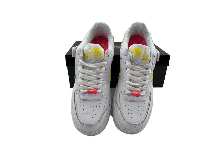 נעלי נייק -Nike Air Force 1 Low Mischka-Citrus – תמונה 5