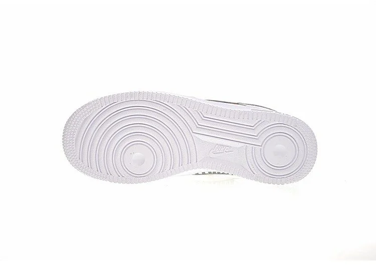נעלי נייק -Nike Air Force 1 Low PORSCHE-WHITE LILAC – תמונה 6