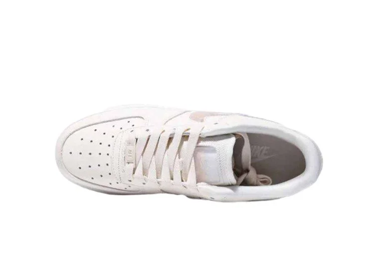 נעלי נייק -Nike Air Force 1 Low WILD SAND – תמונה 4