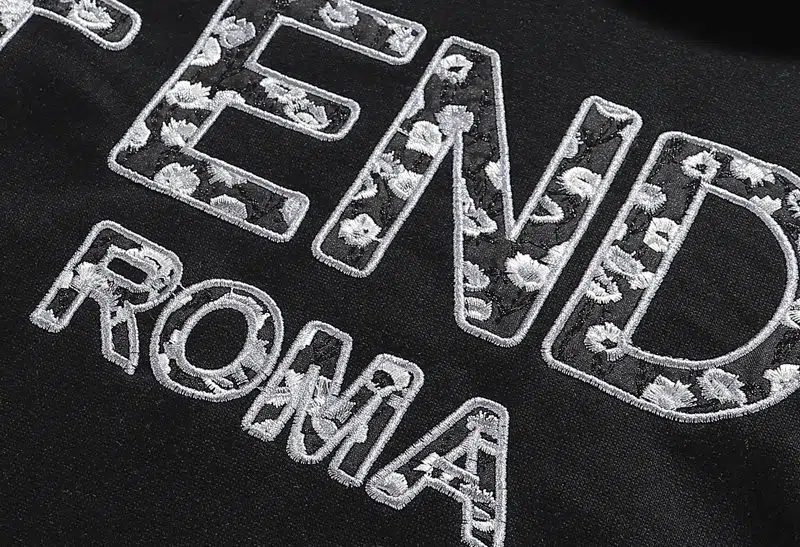 פנדי - FENDI HOODIES - Black & White Logo – תמונה 3