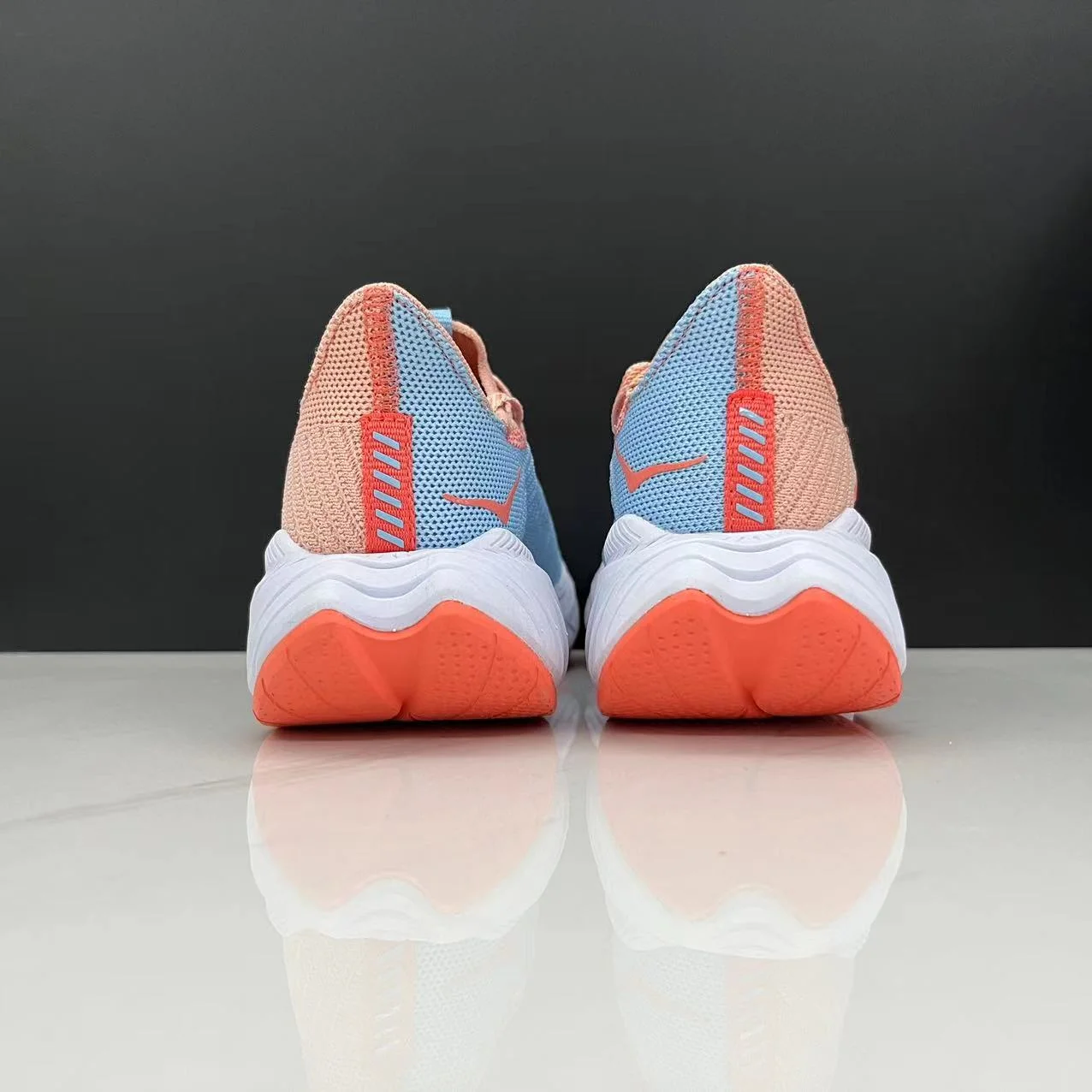 נעלי הוקה-HOKA ONE ONE CARBON X3 Pink – תמונה 6