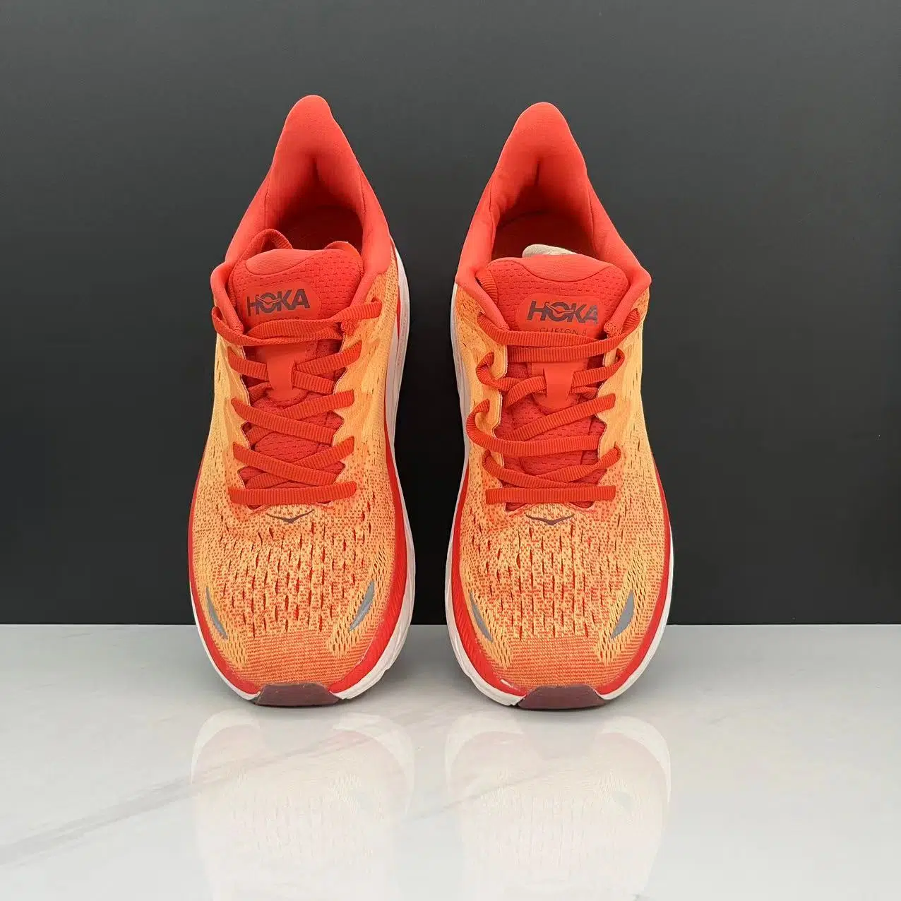 נעלי הוקה-HOKA ONE ONE Clifton 8 ange – תמונה 3