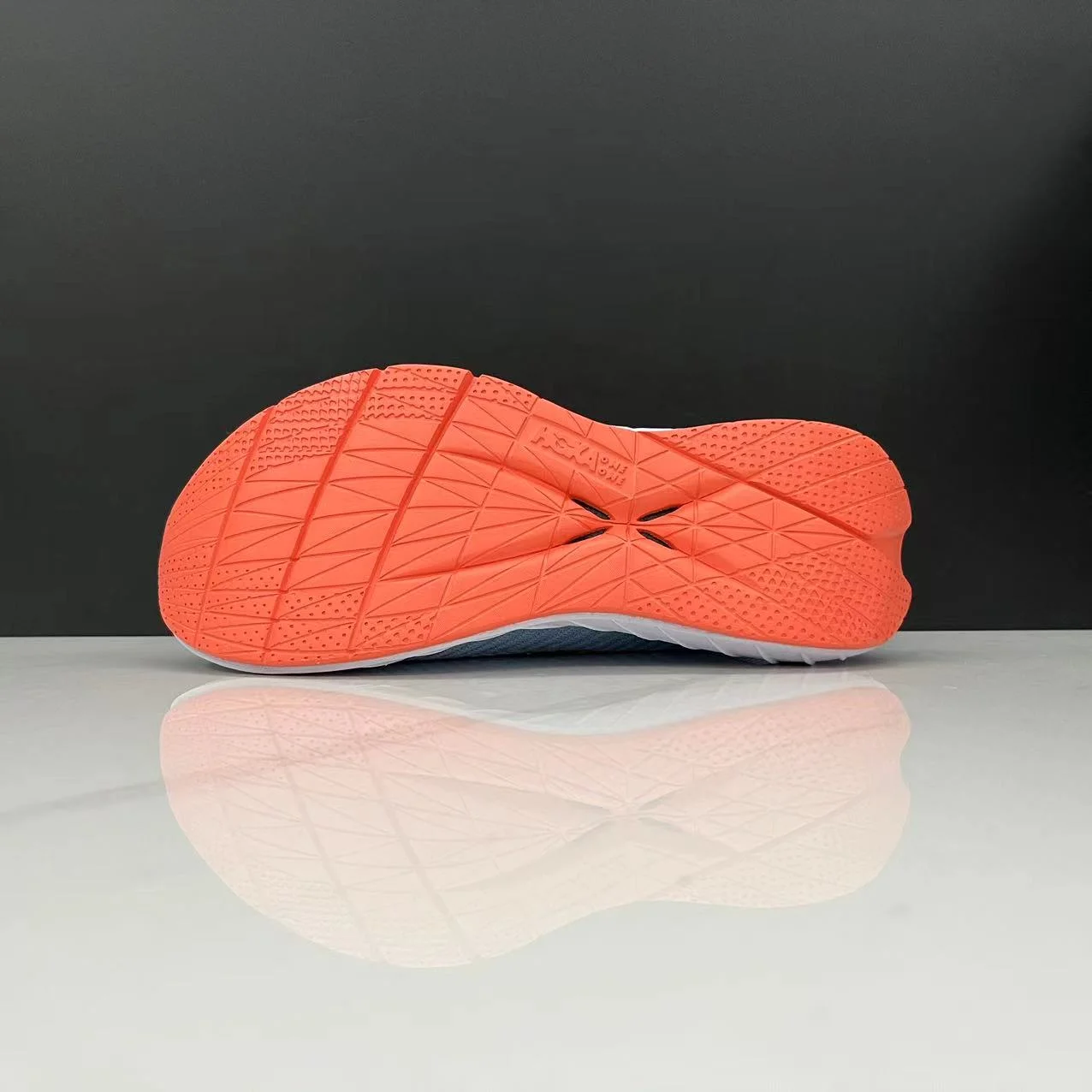 נעלי הוקה-HOKA ONE ONE CARBON X3 Pink – תמונה 4
