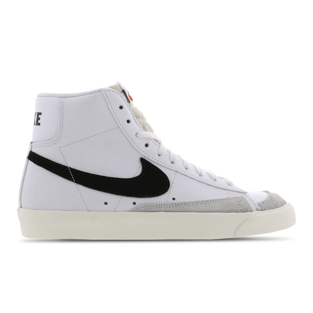 NIKE BLAZER