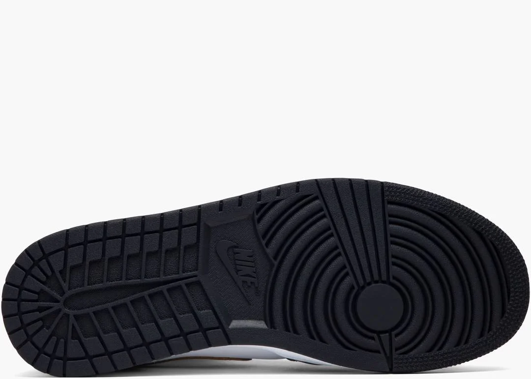 ⁦נייק ג'ורדן-Nike Air jordan 1 Mid - Patent Black White Gold⁩ – תמונה ⁦3⁩