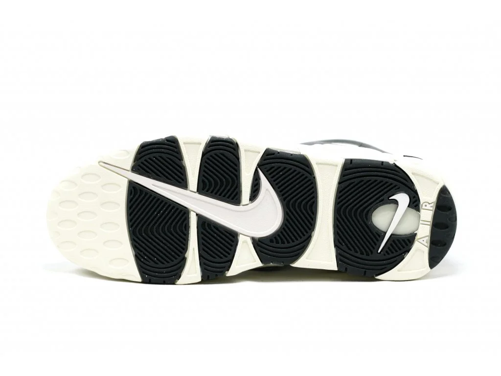 נייק אפטמפו סניקרס לגברים NIKE AIR MORE UPTEMPO '96 WHITE BLACK – תמונה 3