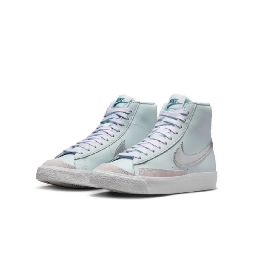 נייק בלייזר גבוהות- NIKE BLAZER MID '77 VINTAGE WHITE LIGHT BLUE – תמונה 3