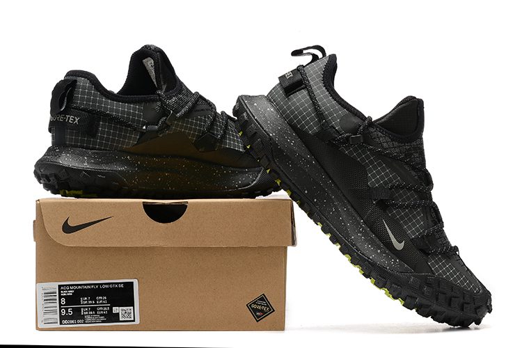 Nike ACG Mountain Fly Low GORE-TEX BLACK SHADOW – תמונה 2