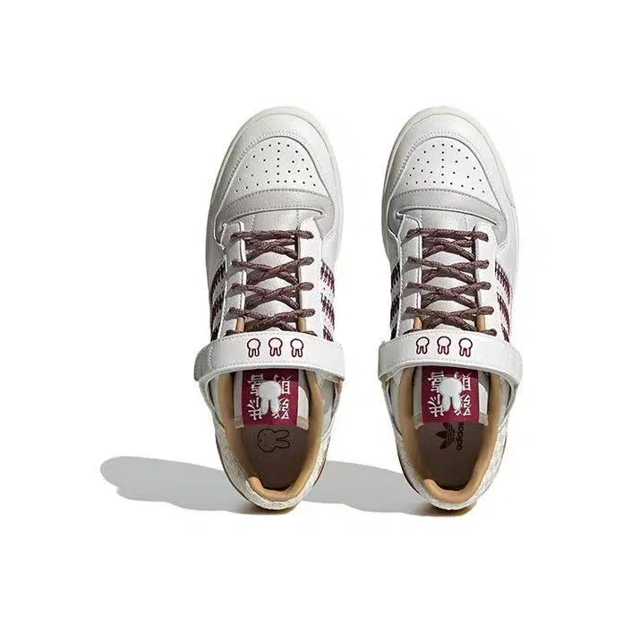 אדידס פורום - ADIDAS FORUM Low Off White/Team Red SNEAKERS – תמונה 5