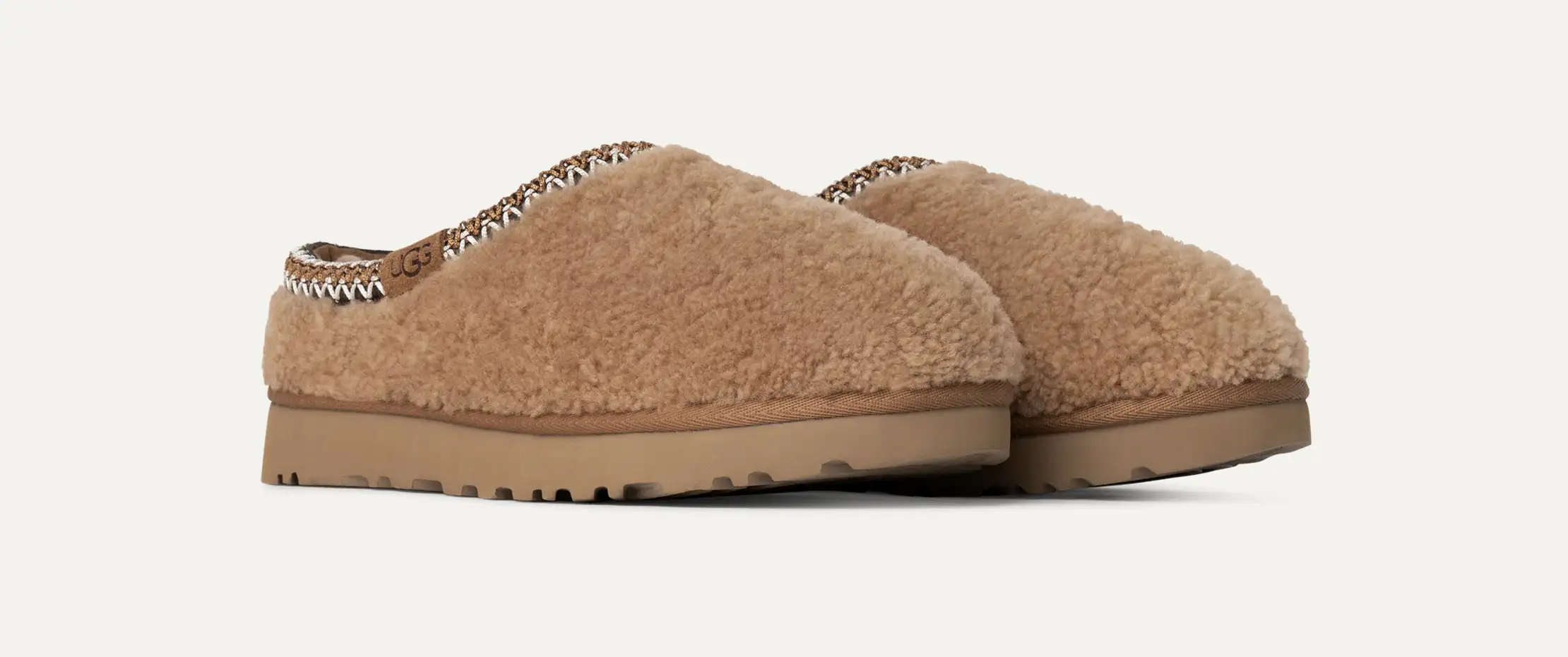 UGG Curly Plush Slip-On – כפכפי האג נשים פרווה – תמונה 4
