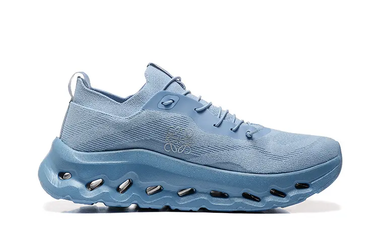 נעלי און קלאוד Cloud ON RUNNING SKY BLUE – תמונה 2