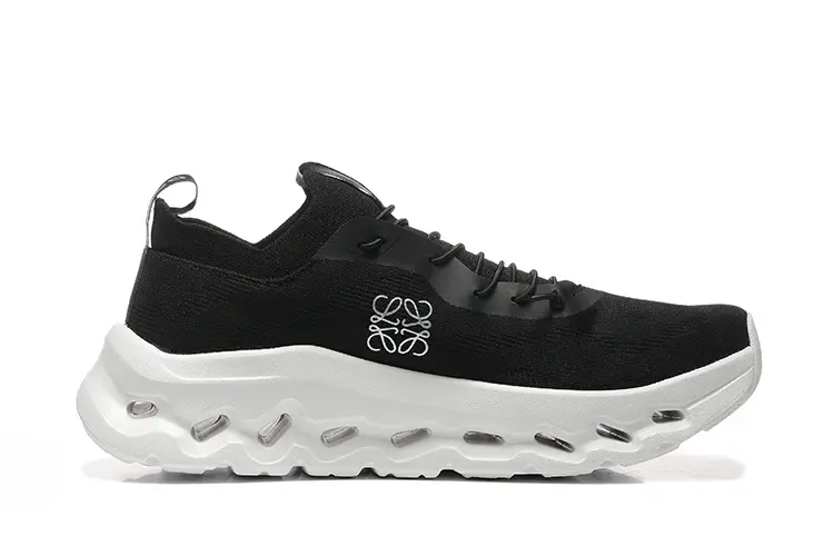 נעלי און קלאוד Cloud ON RUNNING BLACK WHITE – תמונה 2