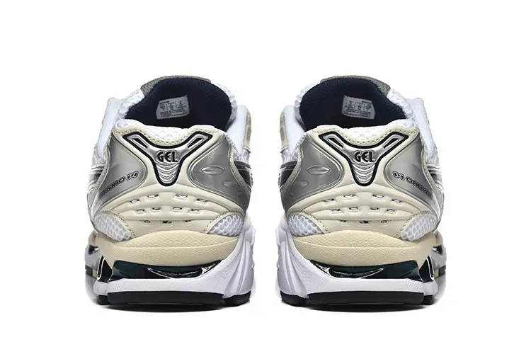נעלי אסיקס - ASICS Novablast 4 GRAY BLACK MIX – תמונה 2