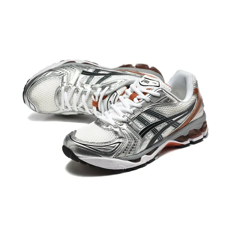 נעלי אסיקס - ASICS Novablast 4 SILVER RED MIX – תמונה 4