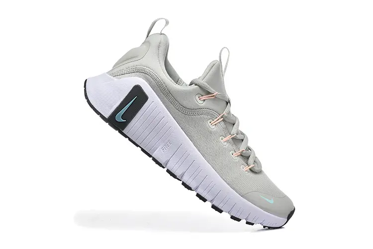 נעלי נייק-Nike Free Metcon 6 Gray soft – תמונה 2