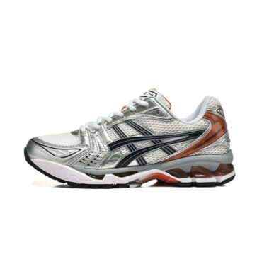 נעלי אסיקס - ASICS Novablast 4 SILVER RED MIX