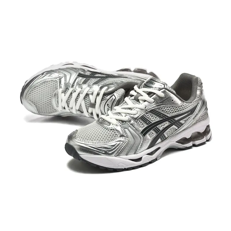 נעלי אסיקס - ASICS Novablast 4 SILVER WHITE MIX – תמונה 4