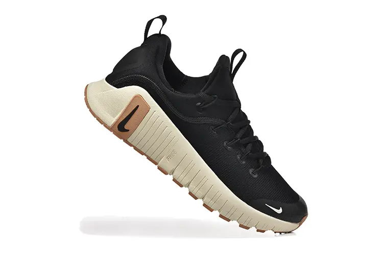 נעלי נייק-Nike Free Metcon 6 Black soft – תמונה 2