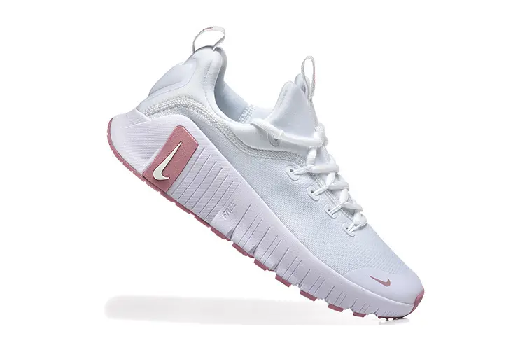 נעלי נייק-Nike Free Metcon 6 White soft – תמונה 3