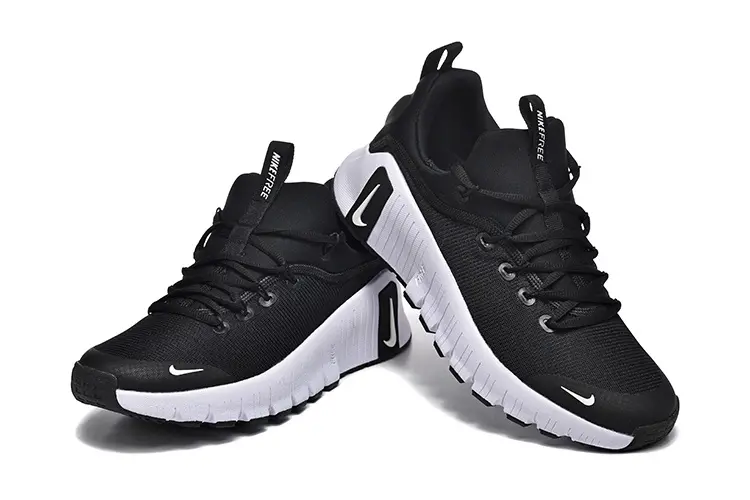 נעלי נייק-Nike Free Metcon 6 White Black soft – תמונה 3