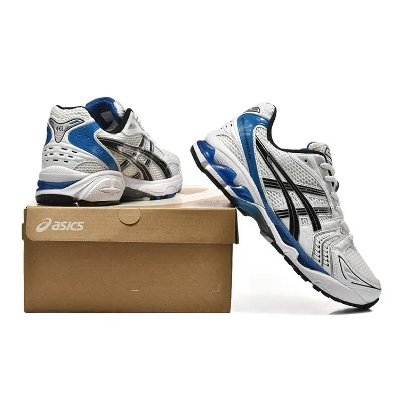 נעלי אסיקס - ASICS Novablast 4 WHITE BLACK MIX – תמונה 4