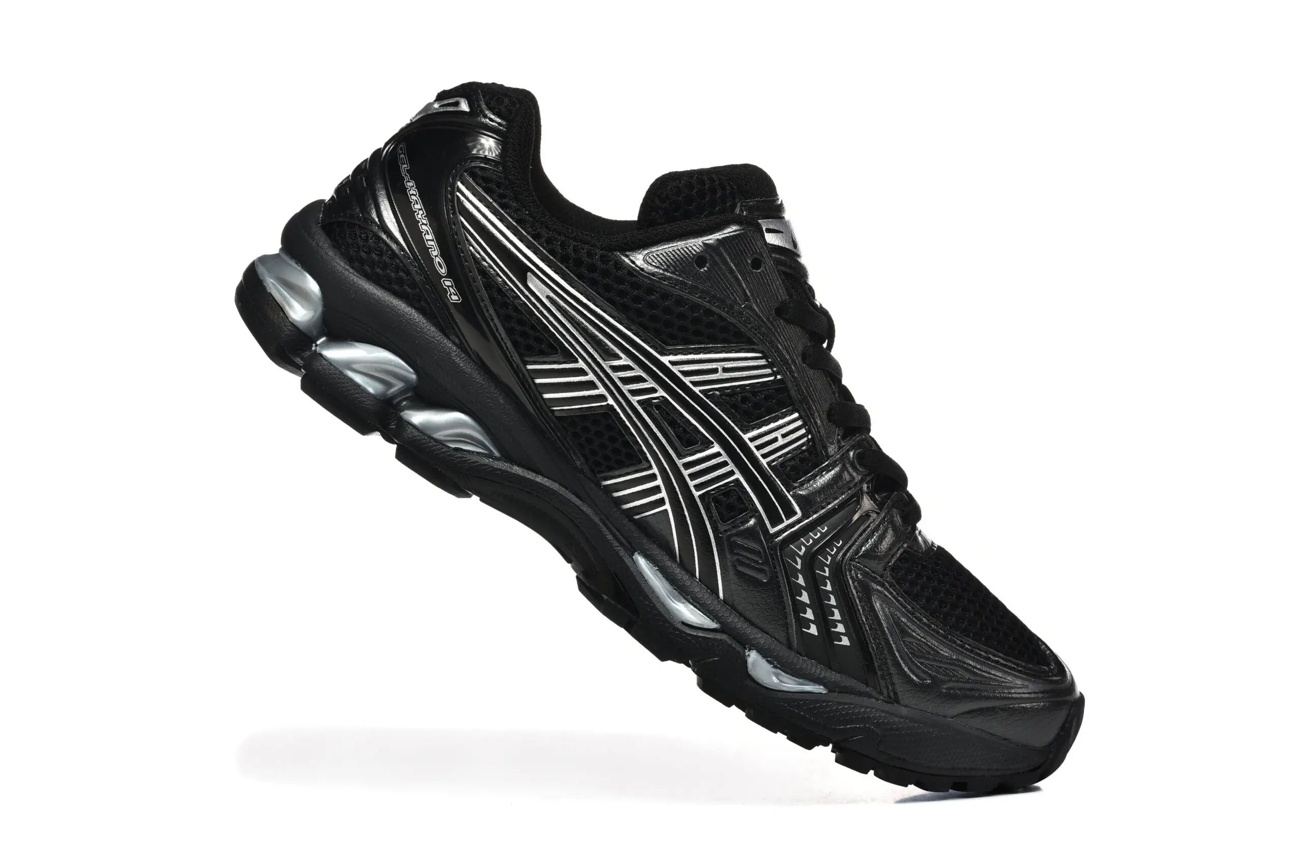 נעלי אסיקס - ASICS Novablast 4 BLACK WHITE MIX – תמונה 4