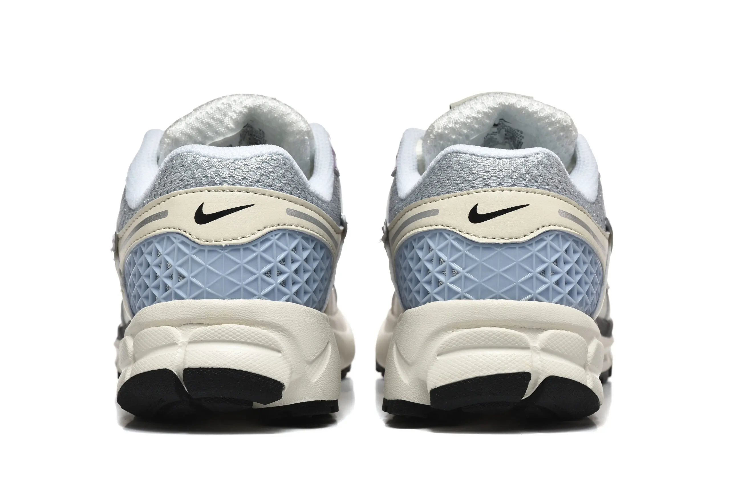 נעלי נייק-Nike Air Zoom Vomero 5 SILVER PURPLE – תמונה 4